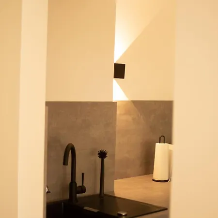 Ahroom, Zentrumsnahe 1-