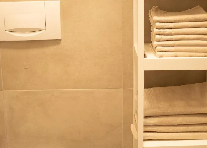 Ahroom, Zentrumsnahe 1-