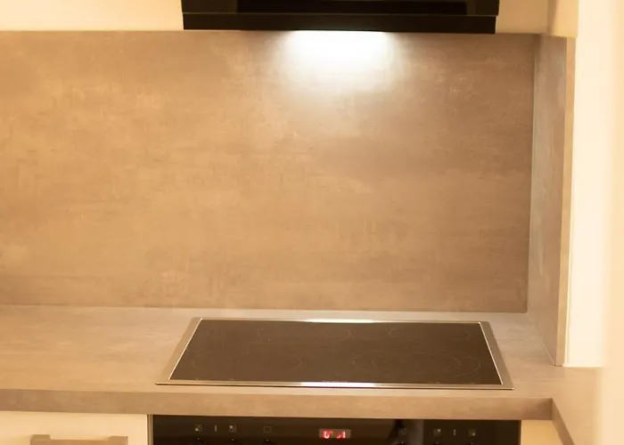 Daire Ahroom, Zentrumsnahe 1- *